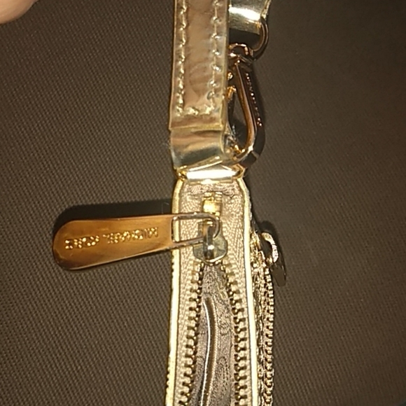 Michael Kors gold wristlet - Picture 7 of 7